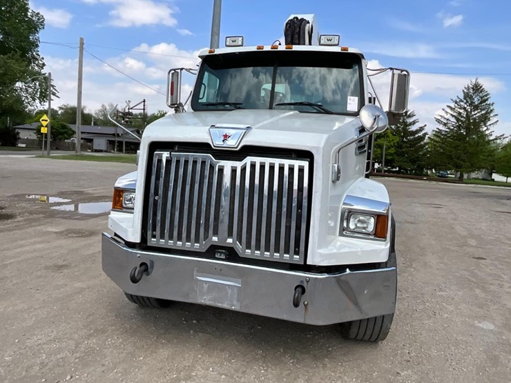 western-star-4700sb-image-7