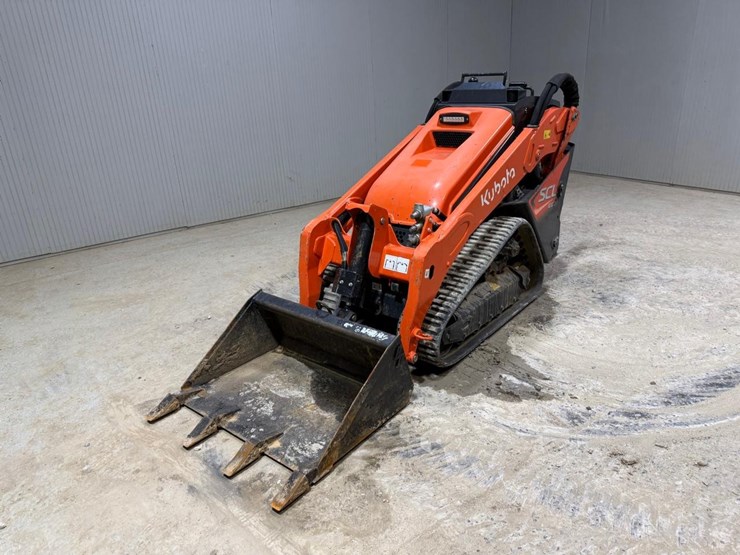 2023-kubota-scl1000-image-2
