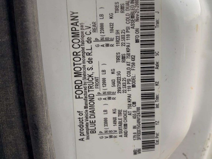 2009-ford-f750-image-40