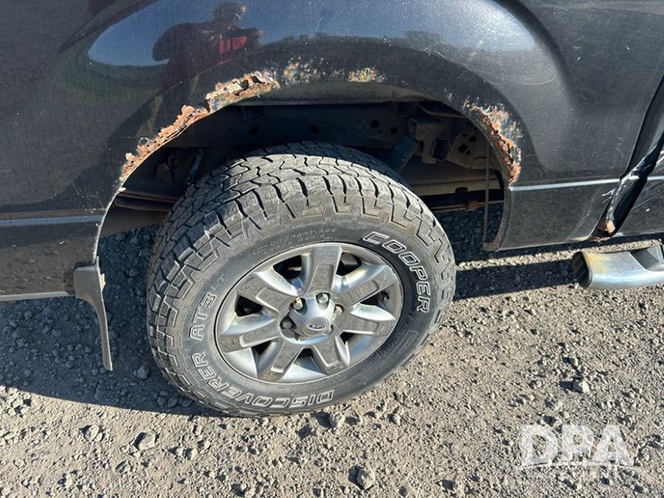 ford-f150-xlt-image-16