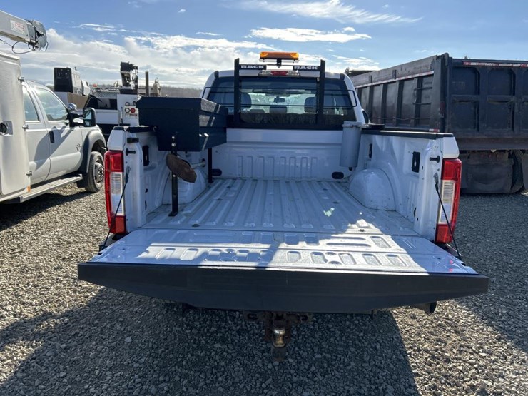 2017-ford-f250-image-25