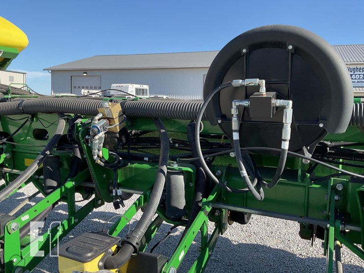 john-deere-1770-ccs-image-24