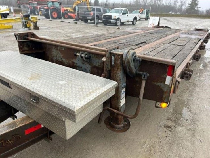 2002-bws-trailer-image-8