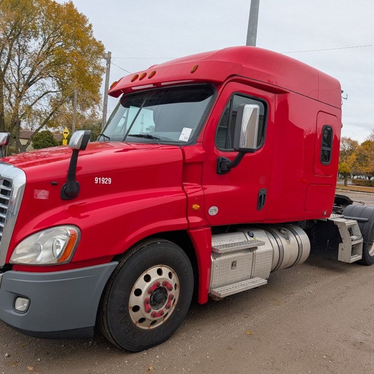 FREIGHTLINER CASCADIA 125