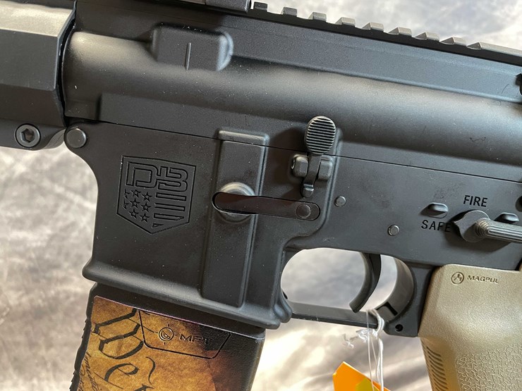 #2354-•-diamondback-db15-556nato-semi-auto-rifle,-sn:-db2652086-image-13