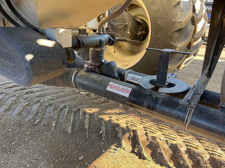 2016-bourgault-3320-66-image-122