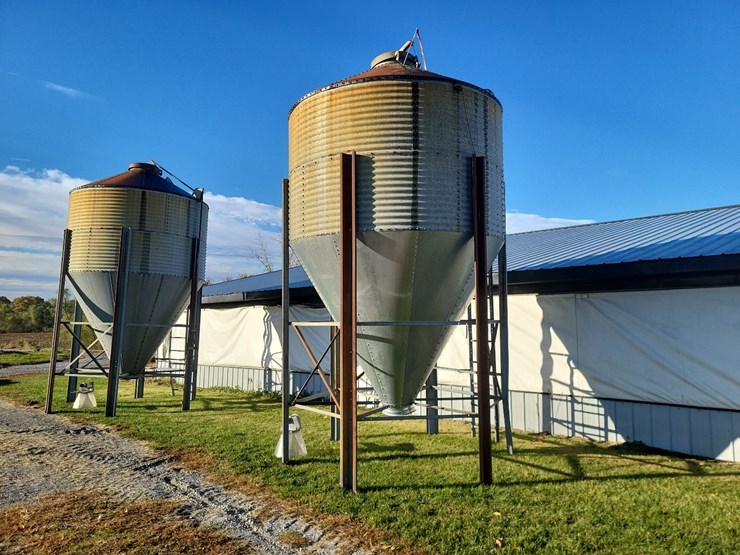 brock-12-ton-feed-bin-w/boot---bin-#6-image-3