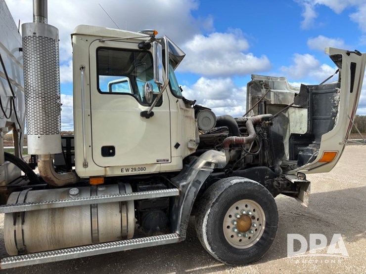 mack-cl700-image-65