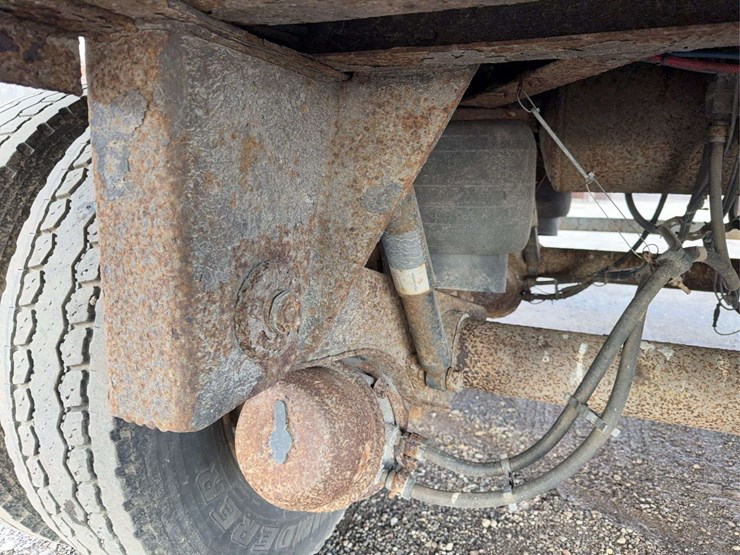 2005-great-dane-48-image-12