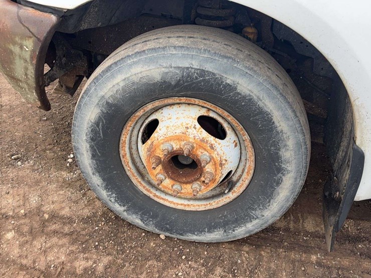 2004-ford-f350-image-8