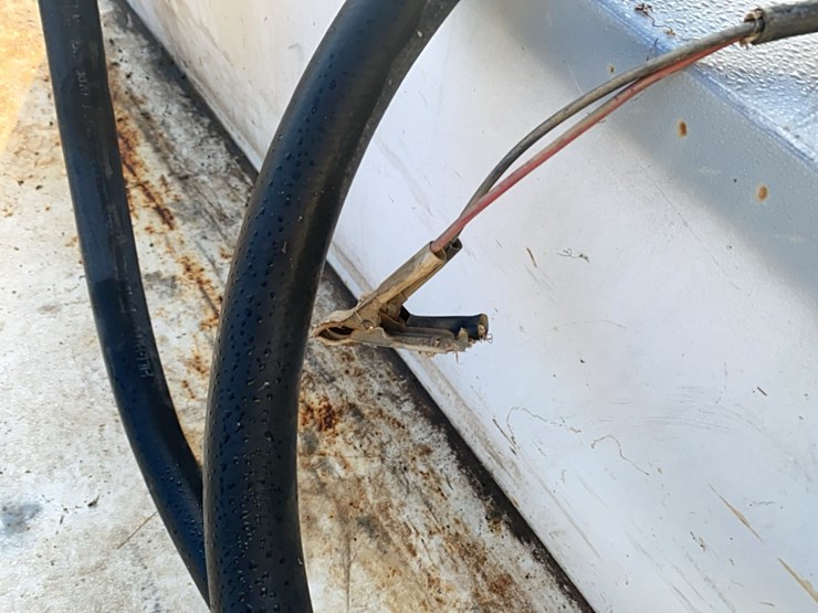 105-gal-fuel-tank-with-12-volt-pump-and-filter-image-6