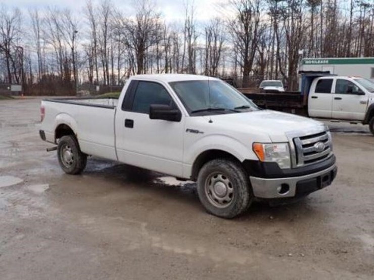 2014-ford-f150-xl-image-3