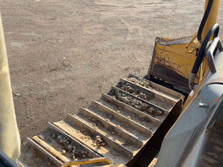 john-deere-850-image-44