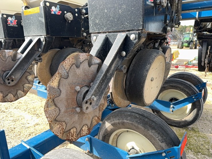 kinze-3500-image-25
