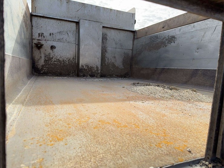 2013-international-workstar-7400-image-18