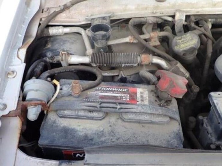 2010-ford-e350-xlt-image-14