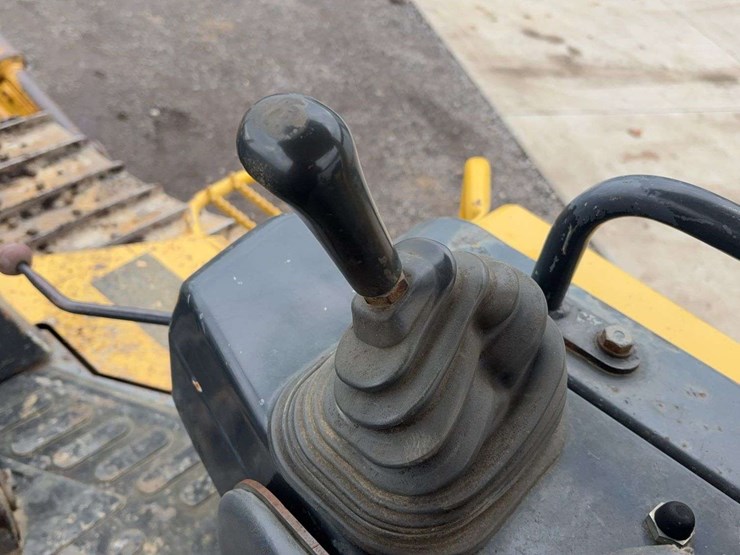 2002-komatsu-d65ex-image-41