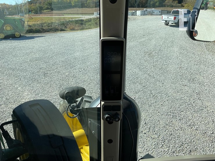 john-deere-8335r-image-48