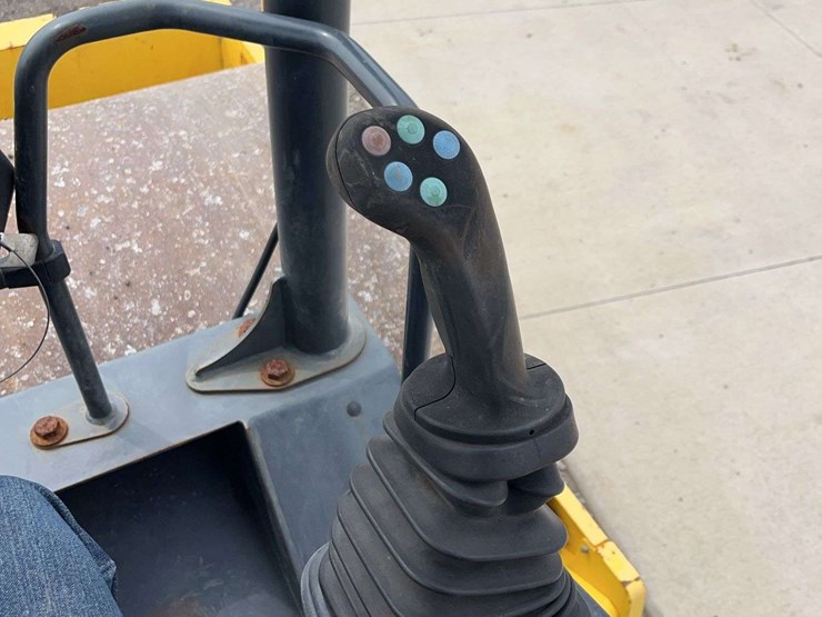 2016-bomag-bw177-image-18