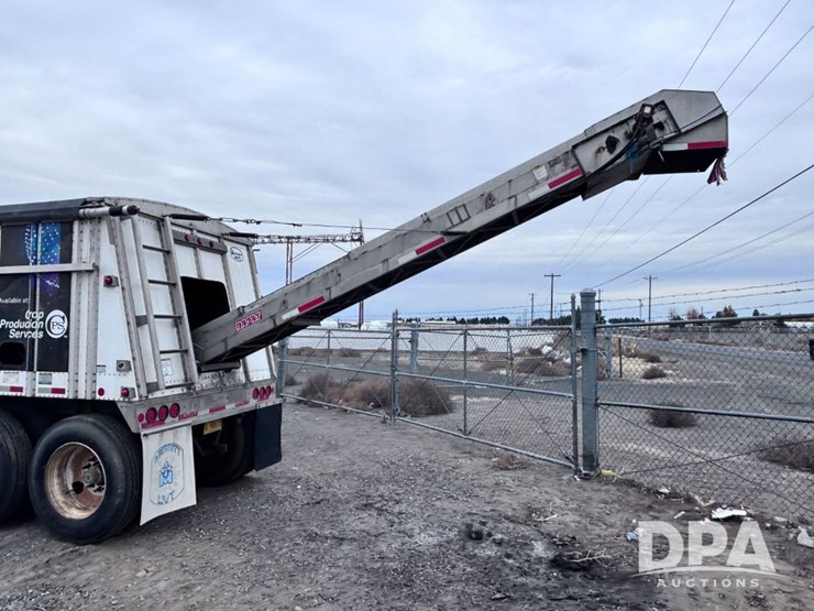 2009-merritt-hopper-image-15