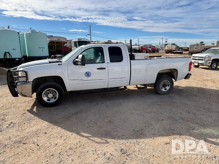 chevrolet-2500hd-image-12