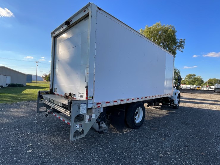 international-durastar-4300-image-9