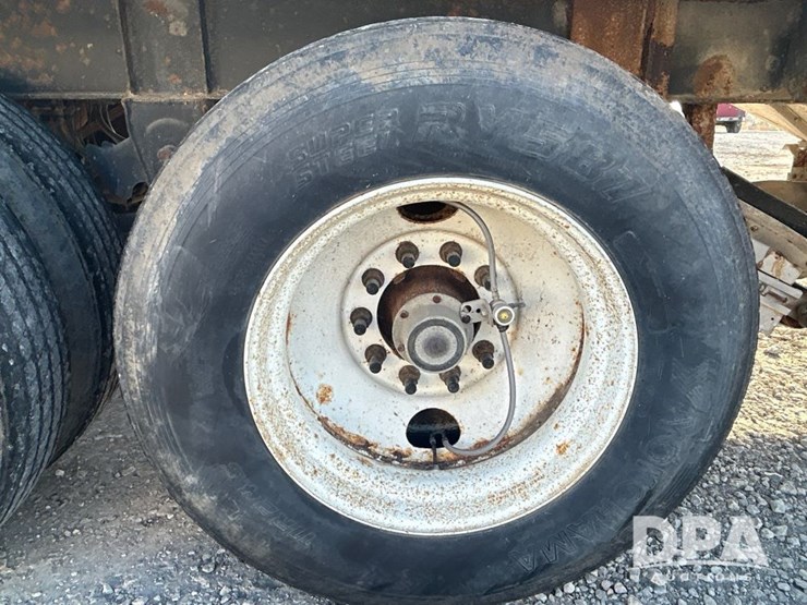 2011-merritt-tender-image-39