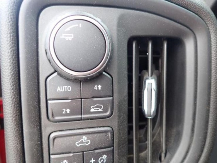 chevrolet-silverado-1500-image-23