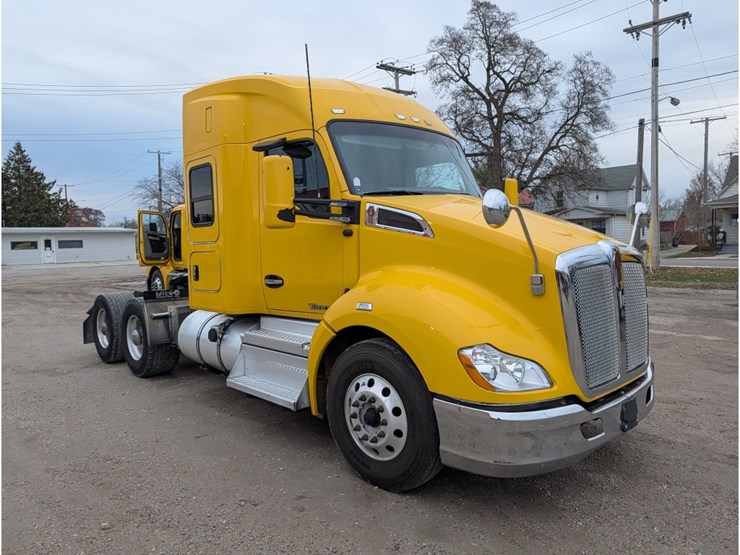 kenworth-t680-image-3