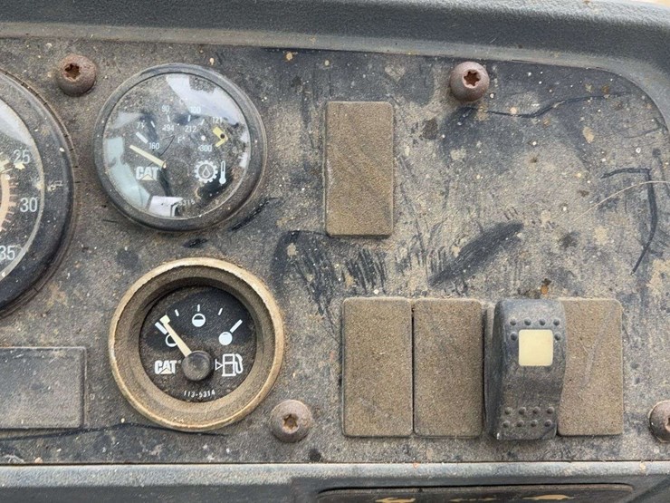 caterpillar-416c-image-29