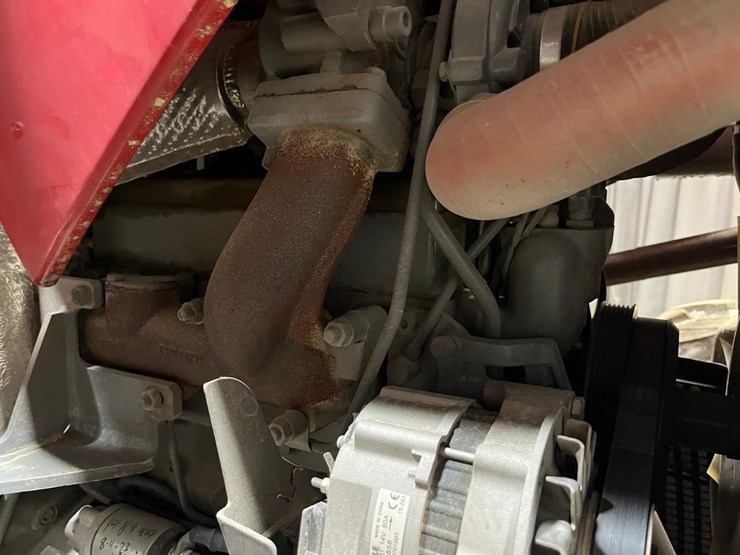 massey-ferguson-4708-image-22