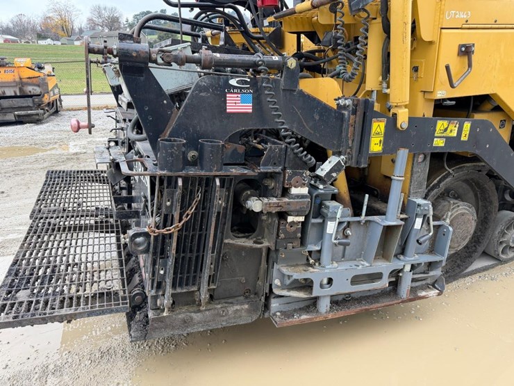 2015-caterpillar-ap-555e-image-40