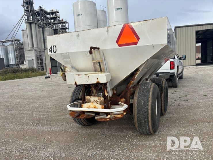 dry-spreader-buggy-(dr12582-unit-40)-image-10