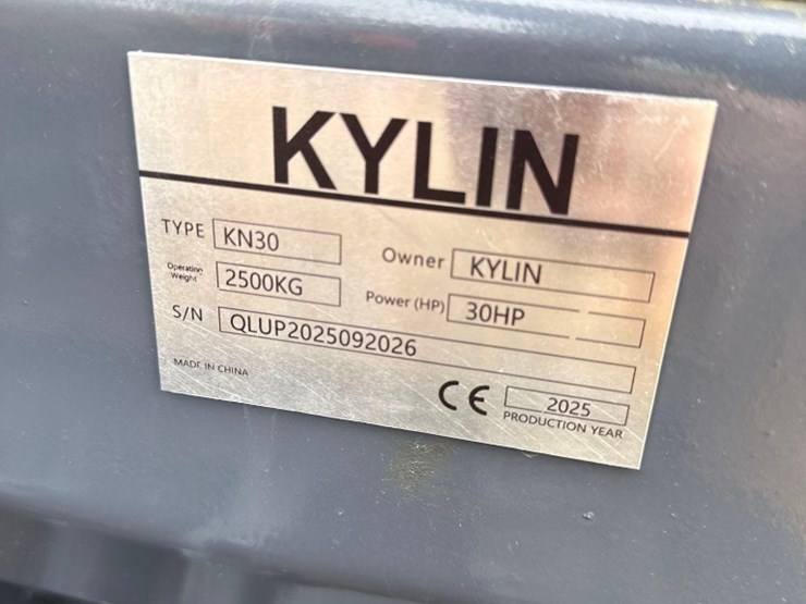 new-kylin-kn30-mini-excavator-image-8
