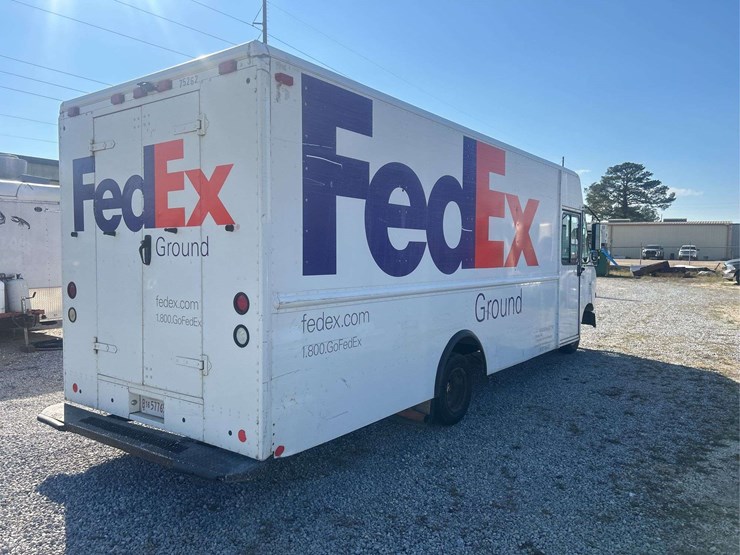 2007-ford-e350-image-4