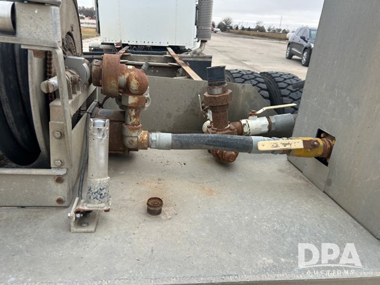 2003-cat-3126-image-7