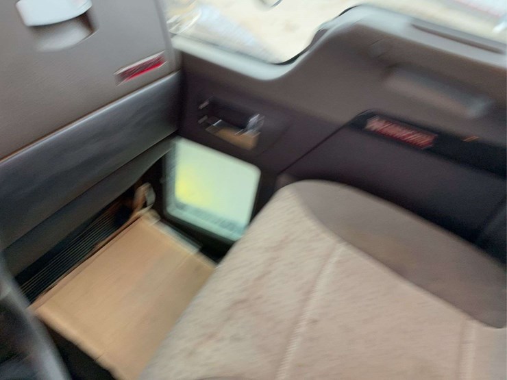 2010-kenworth-t800-image-92