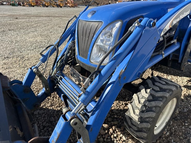 new-holland-tc26da-image-11