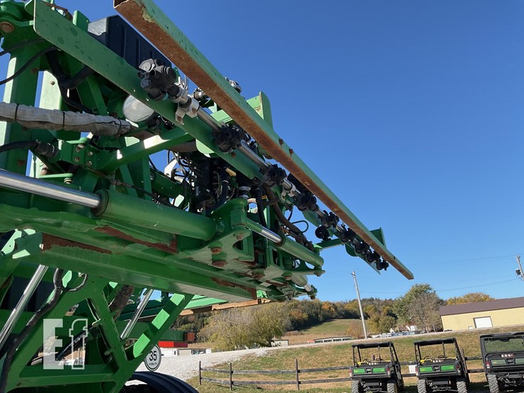 john-deere-r4038-image-33