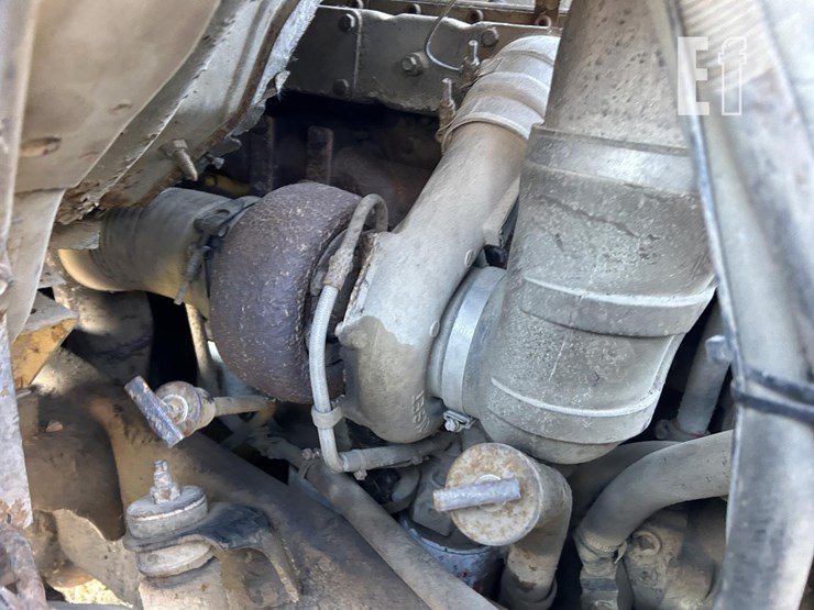 1986-international-f2375-image-54