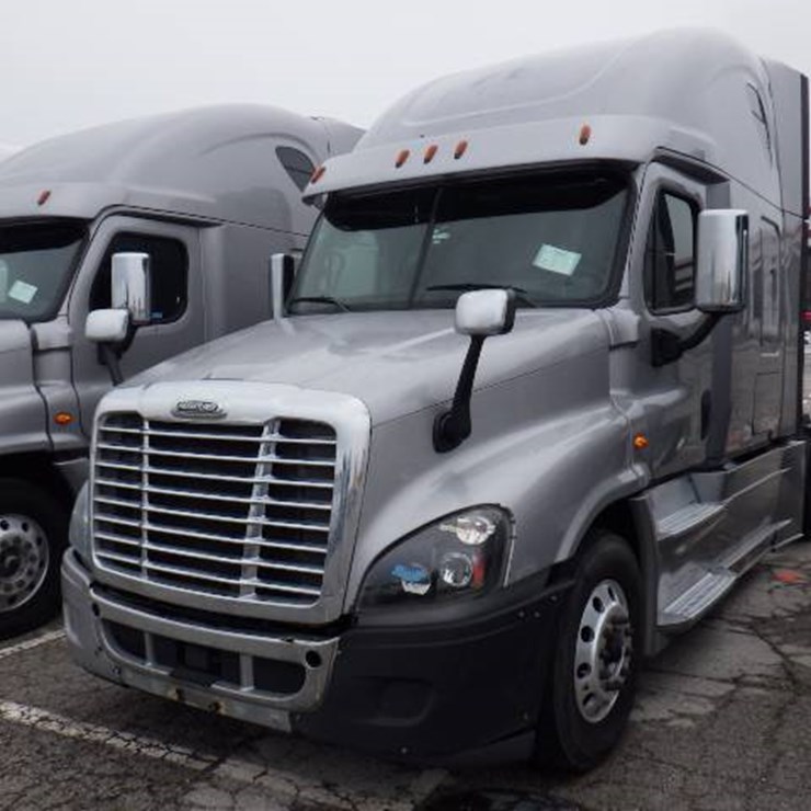 2019 FREIGHTLINER CASCADIA 125