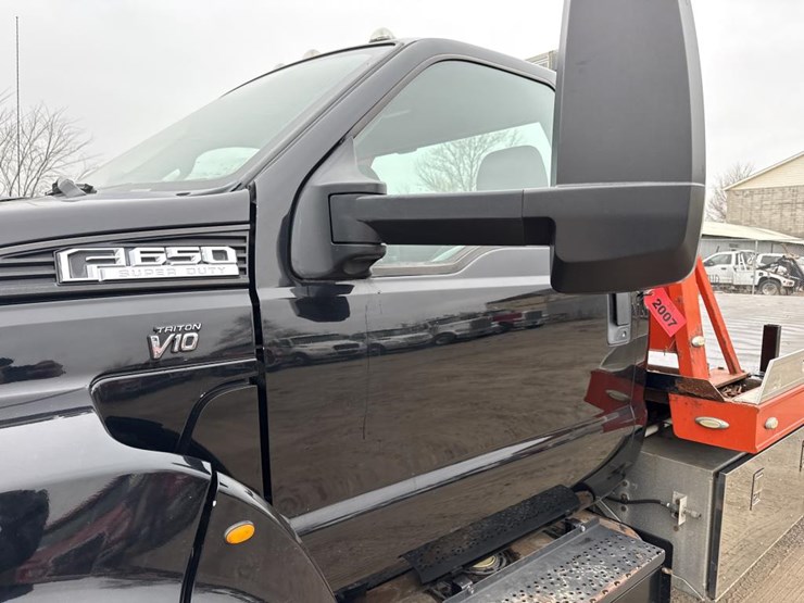 2007-ford-f650-image-19