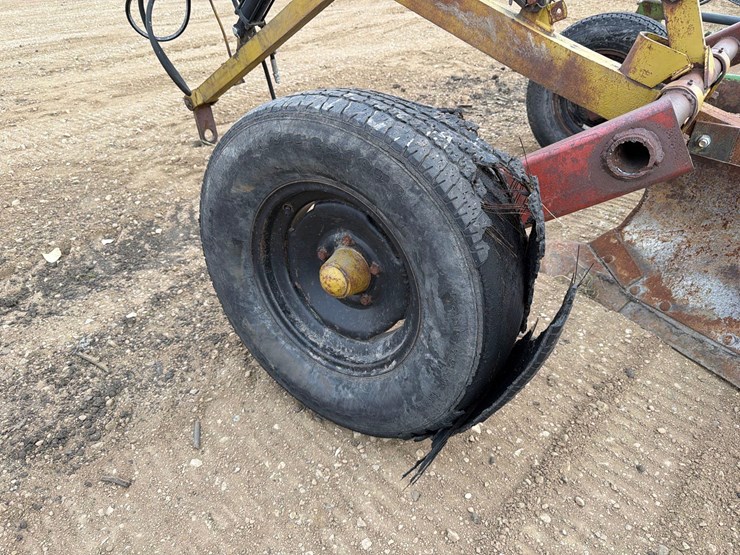 v-blade-ditcher-image-4