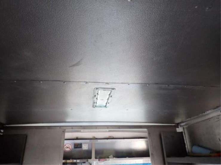 2015-freightliner-mt55-image-41