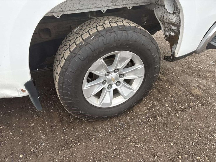 2024-chevrolet-1500-image-9