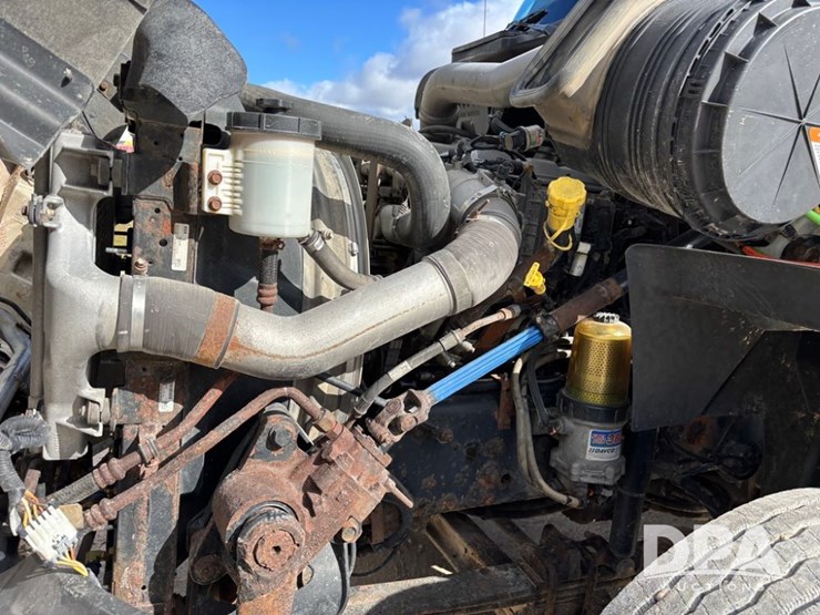 2012-international-prostar-image-32