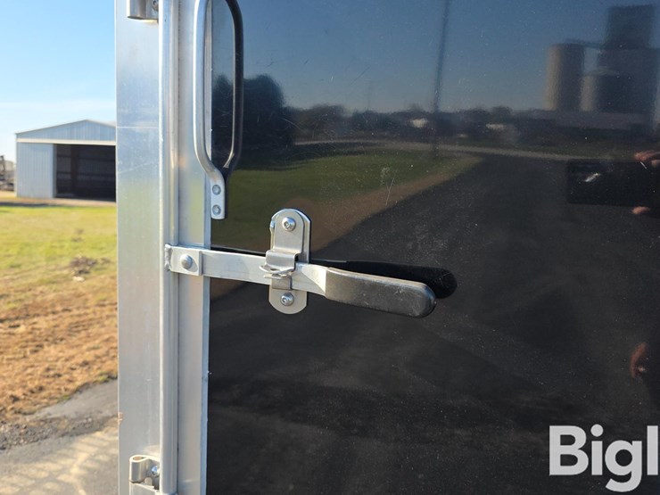 2014-aluma-ltd-ae718ta-t/a-enclosed-trailer-image-12