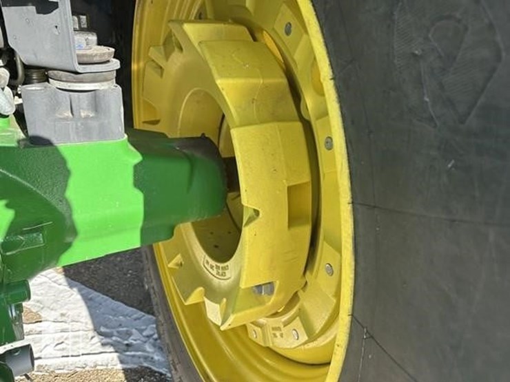 2023-john-deere-6r-155-image-40