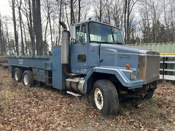 #1427-•-1989-autocar-flatbed-truck-image-7