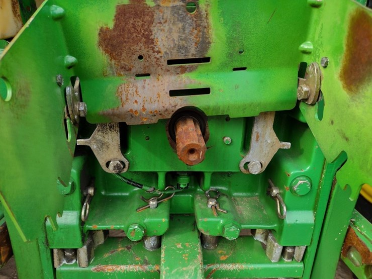 john-deere-6210-image-18